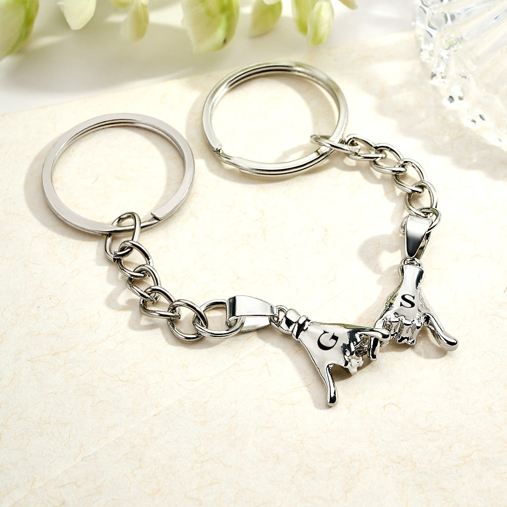 Custom Letter a Pair of Promise Holding Hands Keychains Engravable Keychain Set Gifts For Couples